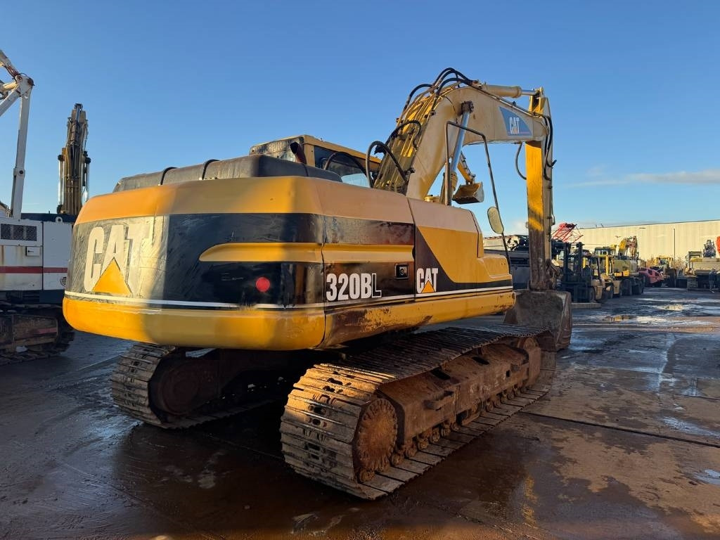 CAT 320 B L - מחפר סורק: תמונה 5 CAT 320 B L - מחפר סורק: תמונה 5
