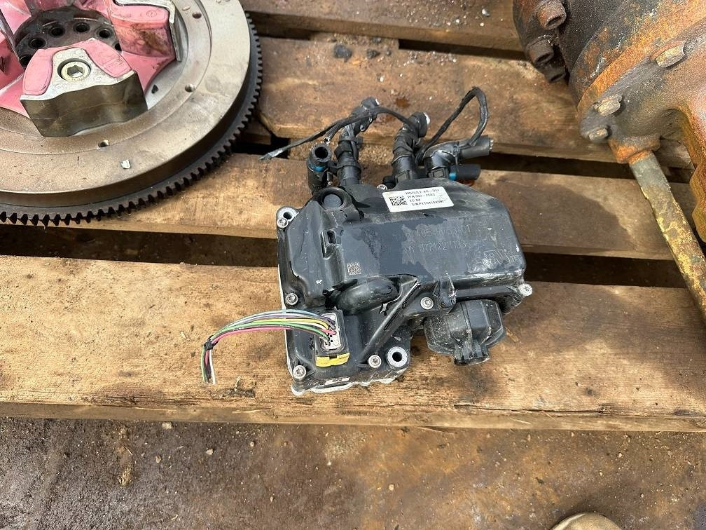 CAT 389-2683 485-9753-01 - מנוע עבור מכונת בנייה: תמונה 1 CAT 389-2683 485-9753-01 - מנוע עבור מכונת בנייה: תמונה 1