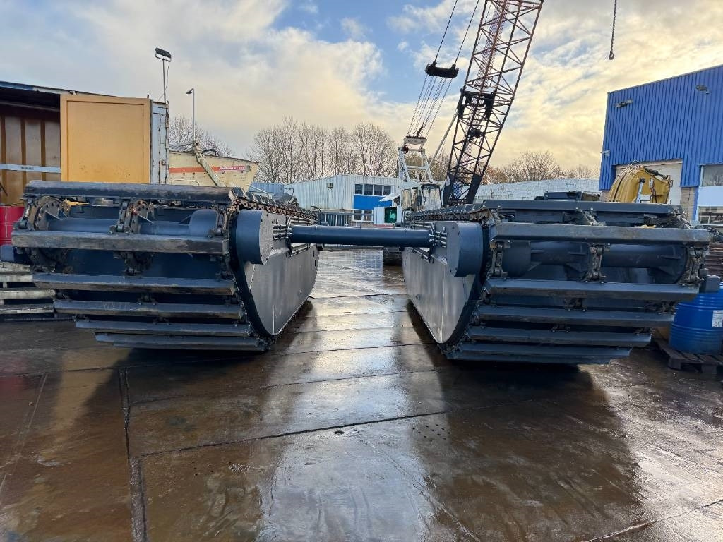 CAT swamp buggy amphibious undercarriage (unused) - מחפר אמפיבי: תמונה 5 CAT swamp buggy amphibious undercarriage (unused) - מחפר אמפיבי: תמונה 5
