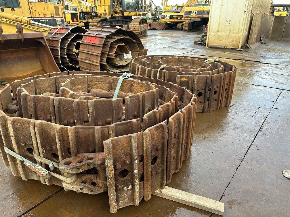 Hitachi ZX 870 tracks - רצועה עבור מכונת בנייה: תמונה 1 Hitachi ZX 870 tracks - רצועה עבור מכונת בנייה: תמונה 1