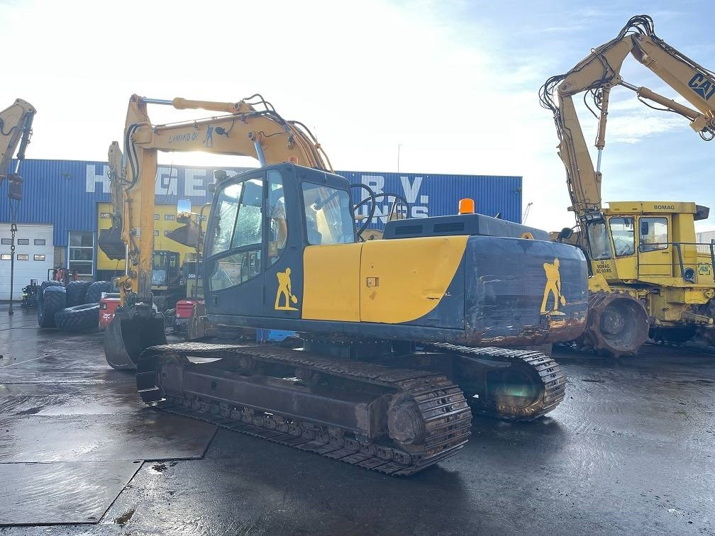 JCB JS 200 - מחפר סורק: תמונה 3 JCB JS 200 - מחפר סורק: תמונה 3