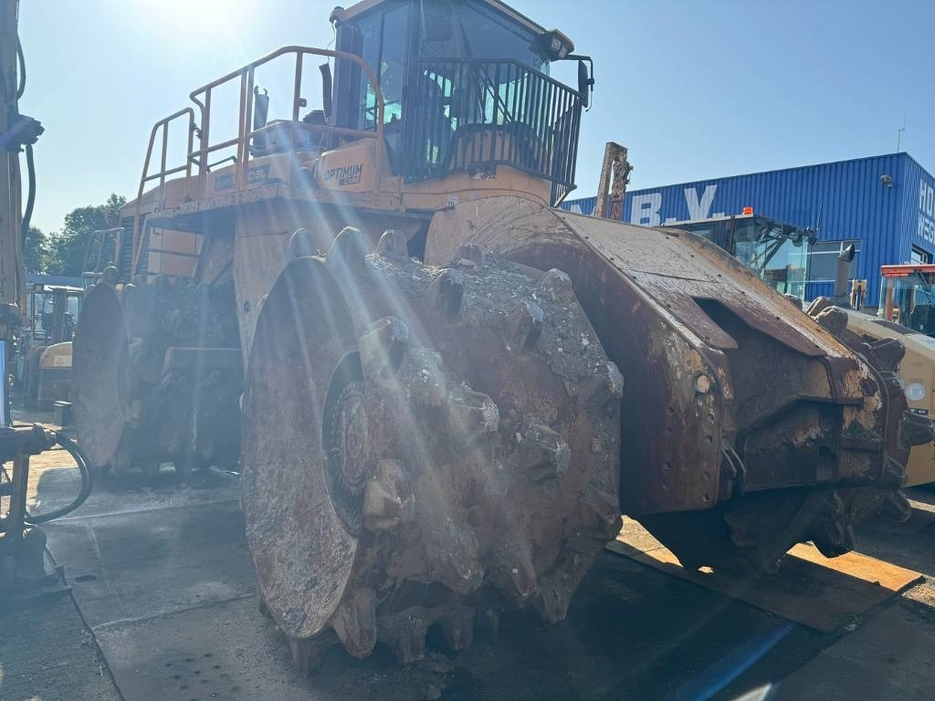 Vandel 550-4 ( VOLVO L350H ) - מדחס: תמונה 4 Vandel 550-4 ( VOLVO L350H ) - מדחס: תמונה 4