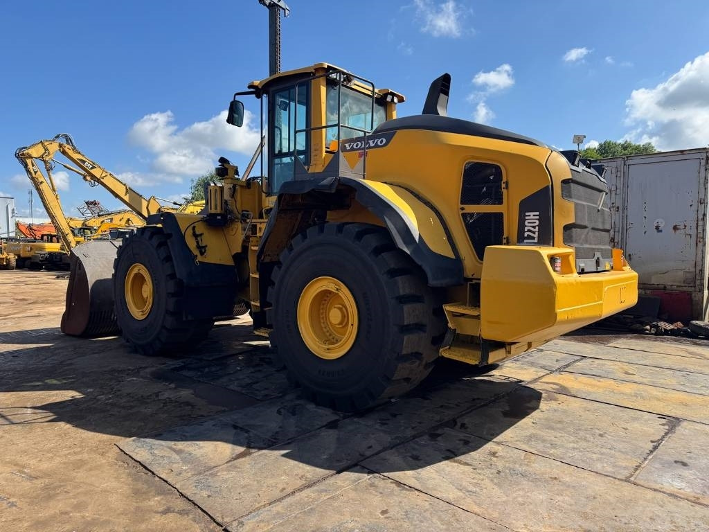 Volvo L 220 H ( WITH NEW TYRES ) - מעמיס גלגלים: תמונה 3 Volvo L 220 H ( WITH NEW TYRES ) - מעמיס גלגלים: תמונה 3