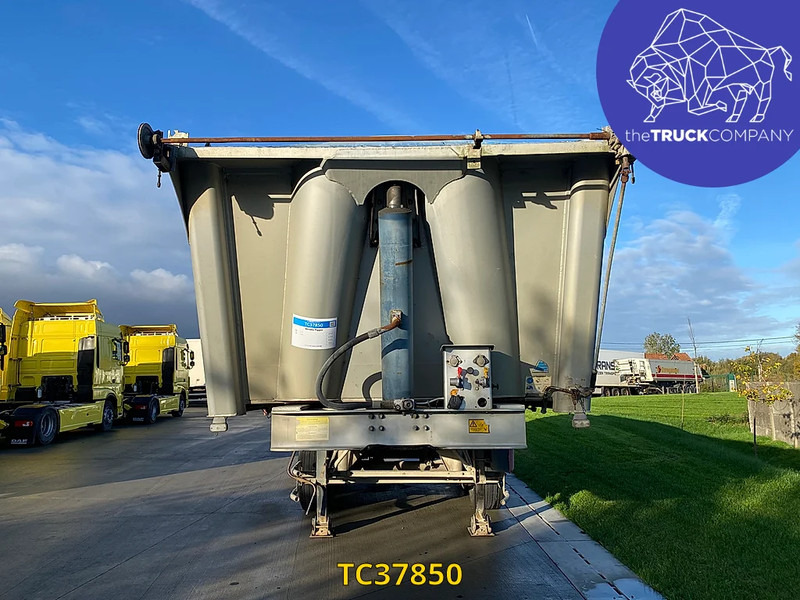 Benalu - סמיטריילר עם מזהיר: תמונה 4 Benalu - סמיטריילר עם מזהיר: תמונה 4