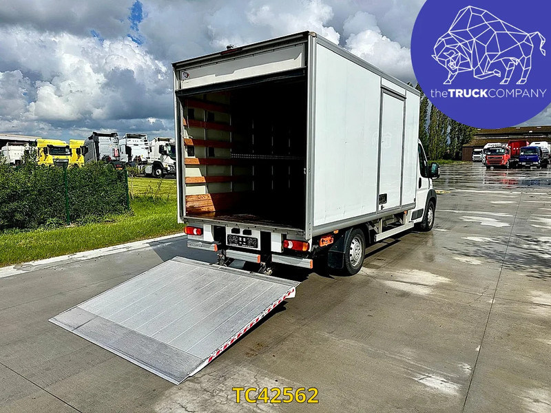 Fiat Ducato meubelbak + lift 3.0D automaat - כלי רכב מסחרי עם תיבה: תמונה 3 Fiat Ducato meubelbak + lift 3.0D automaat - כלי רכב מסחרי עם תיבה: תמונה 3