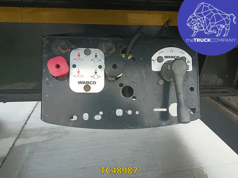 Hoet Trailers - סמיטריילר עם וילונות צד: תמונה 2 Hoet Trailers - סמיטריילר עם וילונות צד: תמונה 2
