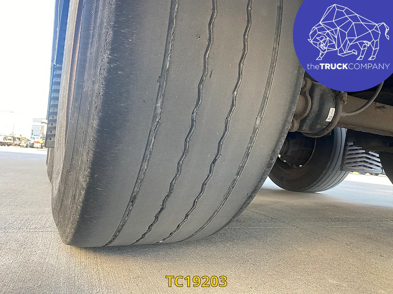 Krone Textile - סמיטריילר בתיבה סגורה: תמונה 4 Krone Textile - סמיטריילר בתיבה סגורה: תמונה 4