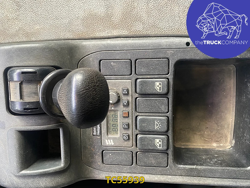 MAN TGA 430 - מוביל מכולות/ משאית החלפת גוף: תמונה 2 MAN TGA 430 - מוביל מכולות/ משאית החלפת גוף: תמונה 2