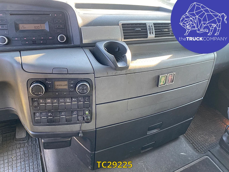 MAN TGX 440 - משאית צד נופל/ שטוחה: תמונה 3 MAN TGX 440 - משאית צד נופל/ שטוחה: תמונה 3