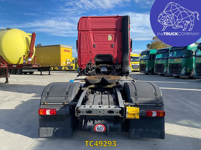 Mercedes-Benz 18.42 - יחידת טרקטור: תמונה 4 Mercedes-Benz 18.42 - יחידת טרקטור: תמונה 4