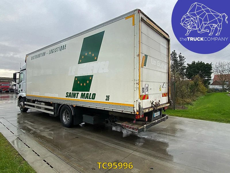 Mercedes-Benz Actros 1832 - משאית תיבה: תמונה 3 Mercedes-Benz Actros 1832 - משאית תיבה: תמונה 3