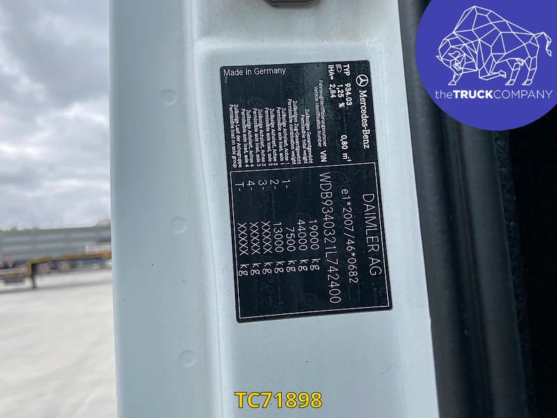 יחידת טרקטור Mercedes-Benz Actros 1844: תמונה 10 יחידת טרקטור Mercedes-Benz Actros 1844: תמונה 10