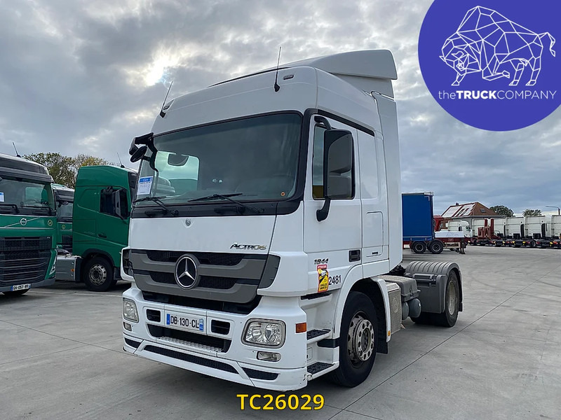 Mercedes-Benz Actros 1844 - יחידת טרקטור: תמונה 1 Mercedes-Benz Actros 1844 - יחידת טרקטור: תמונה 1