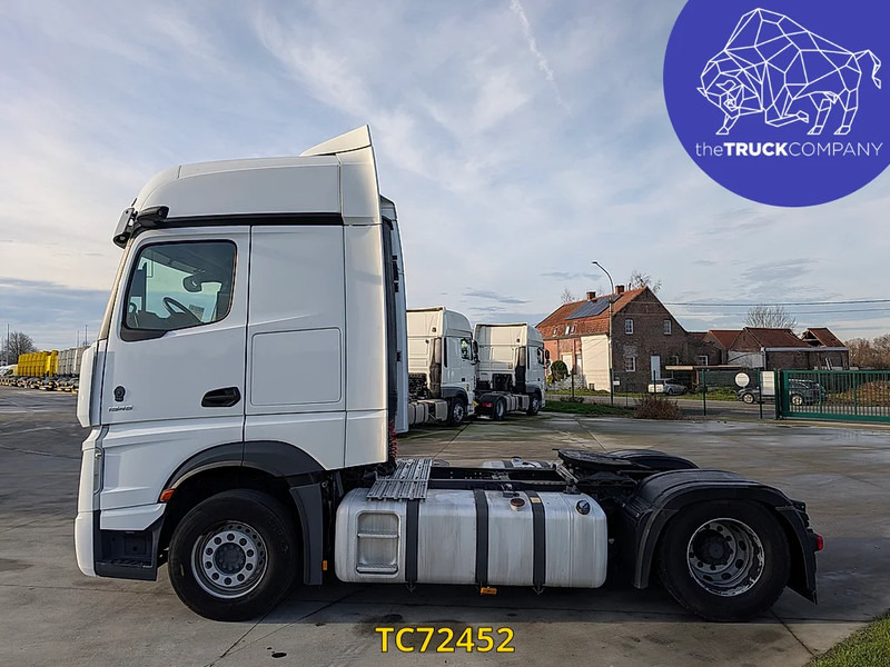 Mercedes-Benz Actros 1845 - יחידת טרקטור: תמונה 2 Mercedes-Benz Actros 1845 - יחידת טרקטור: תמונה 2