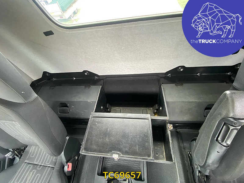 יחידת טרקטור Mercedes-Benz Arocs 2048: תמונה 19