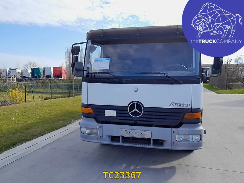Mercedes-Benz Atego 1217 - מוביל מכולות/ משאית החלפת גוף: תמונה 2 Mercedes-Benz Atego 1217 - מוביל מכולות/ משאית החלפת גוף: תמונה 2