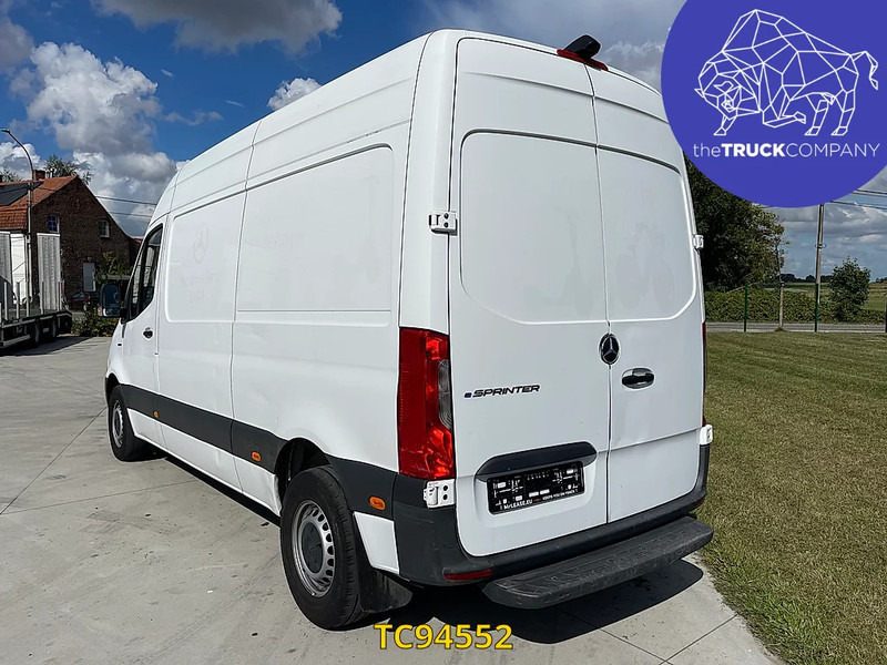 Mercedes-Benz E-Sprinter L2H2 41 kWh - כלי רכב מסחרי עם לוח, כלי רכב מסחרי חשמלי: תמונה 3 Mercedes-Benz E-Sprinter L2H2 41 kWh - כלי רכב מסחרי עם לוח, כלי רכב מסחרי חשמלי: תמונה 3