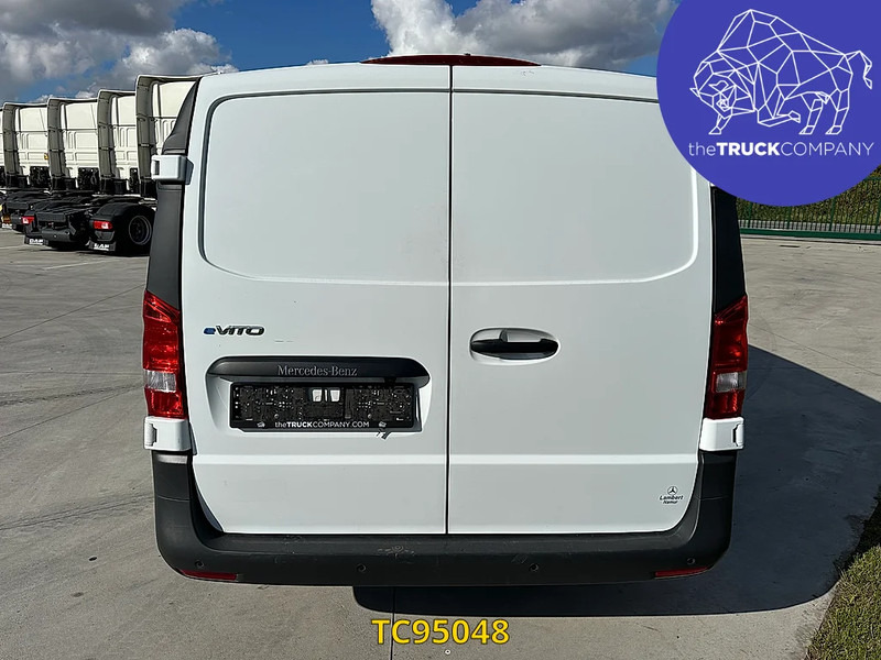 Mercedes-Benz e-Vito - כלי רכב מסחרי עם לוח, כלי רכב מסחרי חשמלי: תמונה 4 Mercedes-Benz e-Vito - כלי רכב מסחרי עם לוח, כלי רכב מסחרי חשמלי: תמונה 4