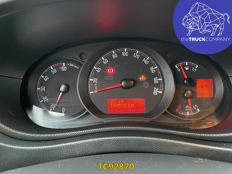 Opel Movano - כלי רכב מסחרי עם לוח: תמונה 2 Opel Movano - כלי רכב מסחרי עם לוח: תמונה 2