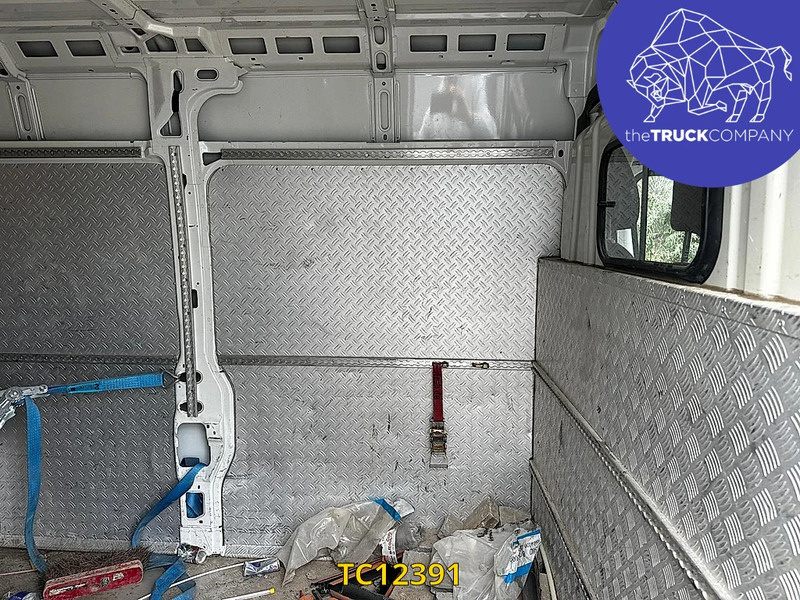 Peugeot Boxer L3H2 - כלי רכב מסחרי עם לוח: תמונה 4 Peugeot Boxer L3H2 - כלי רכב מסחרי עם לוח: תמונה 4