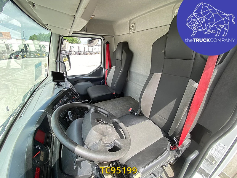 Renault D 210 - משאית תיבה: תמונה 5 Renault D 210 - משאית תיבה: תמונה 5
