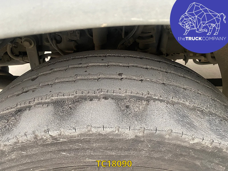 משאית קירור Renault D 240: תמונה 18
