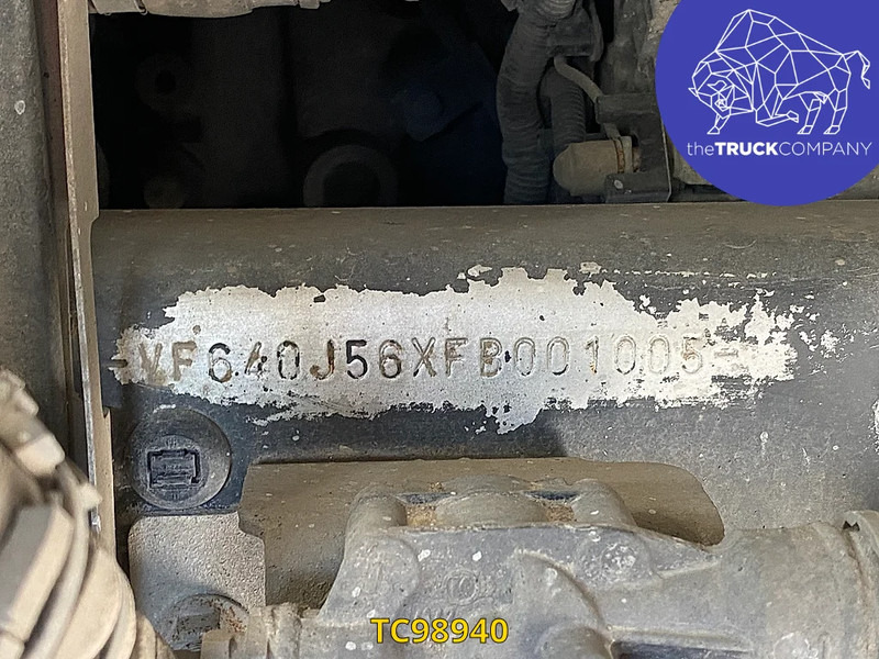 Renault D 240 - משאית תיבה: תמונה 3 Renault D 240 - משאית תיבה: תמונה 3