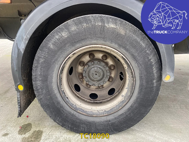 משאית קירור Renault D 240: תמונה 15