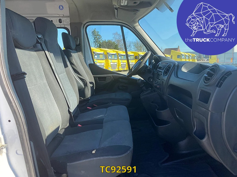 Renault Master 130 - כלי רכב מסחרי עם תיבה: תמונה 5 Renault Master 130 - כלי רכב מסחרי עם תיבה: תמונה 5