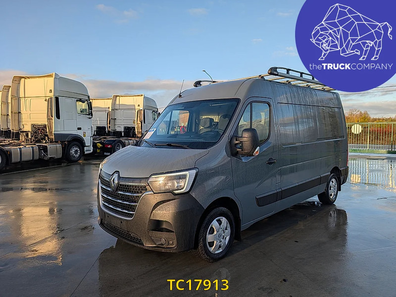 Renault Master - כלי רכב מסחרי עם לוח: תמונה 1 Renault Master - כלי רכב מסחרי עם לוח: תמונה 1