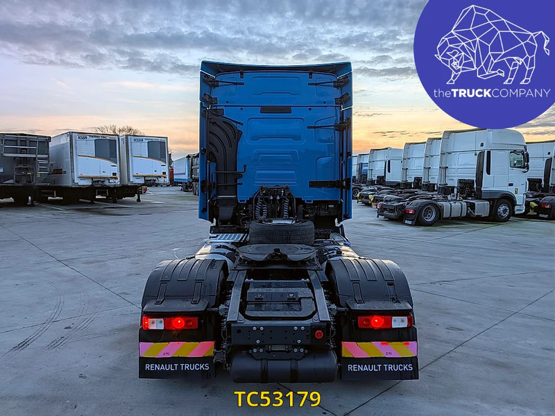 Renault T 520 - יחידת טרקטור: תמונה 4 Renault T 520 - יחידת טרקטור: תמונה 4