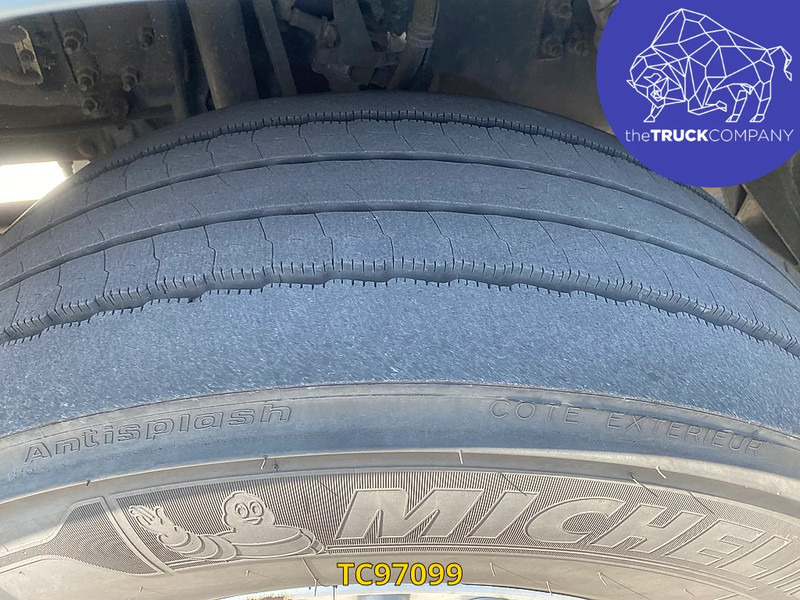 Renault T 520 - יחידת טרקטור: תמונה 3 Renault T 520 - יחידת טרקטור: תמונה 3