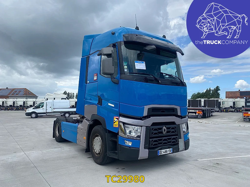 Renault T 520 - יחידת טרקטור: תמונה 2 Renault T 520 - יחידת טרקטור: תמונה 2