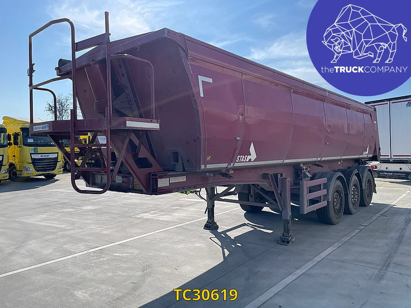 Stas 28m3 geïsolleerd Insulated - סמיטריילר עם מזהיר: תמונה 1 Stas 28m3 geïsolleerd Insulated - סמיטריילר עם מזהיר: תמונה 1
