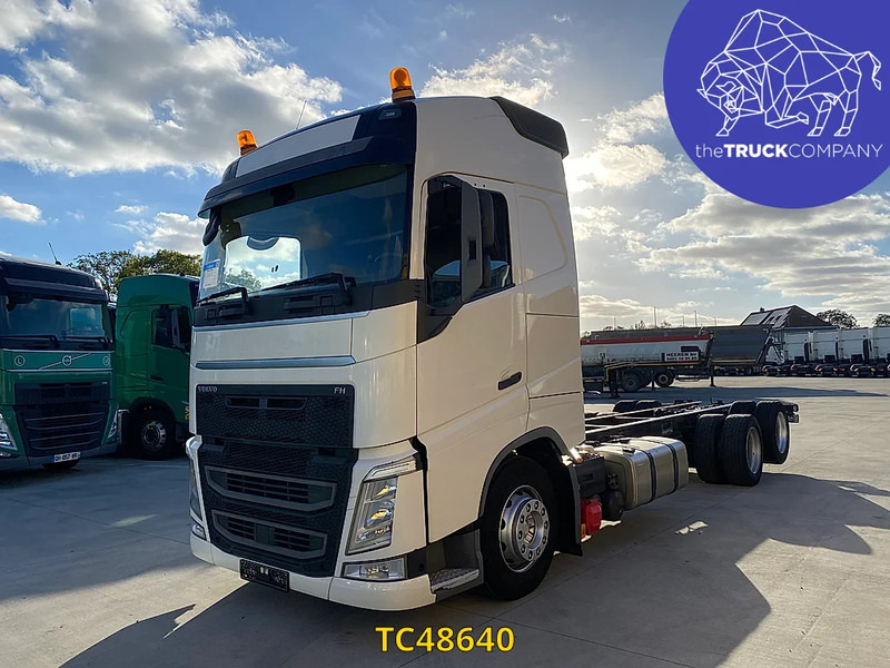 Volvo FH 460 - משאית עם שלדת תא: תמונה 1 Volvo FH 460 - משאית עם שלדת תא: תמונה 1