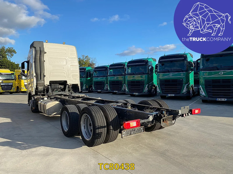 Volvo FH 460 - משאית עם שלדת תא: תמונה 2 Volvo FH 460 - משאית עם שלדת תא: תמונה 2