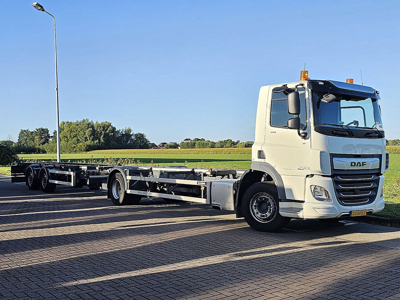 DAF CF 410 - מוביל מכולות/ משאית החלפת גוף: תמונה 5 DAF CF 410 - מוביל מכולות/ משאית החלפת גוף: תמונה 5