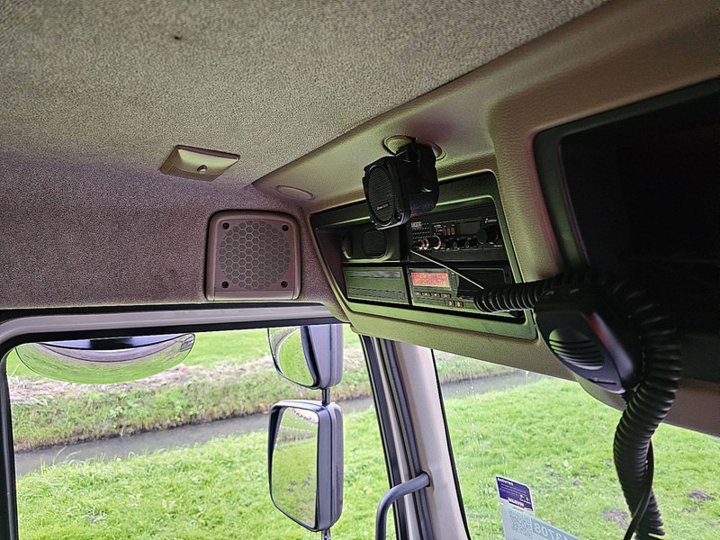 משאית וילונות צד DAF LF 210 7.49T AIRCO BOX 7.3M: תמונה 8 משאית וילונות צד DAF LF 210 7.49T AIRCO BOX 7.3M: תמונה 8