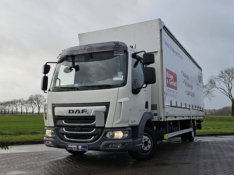 DAF LF 210 7.49T AIRCO LIFT - משאית וילונות צד: תמונה 1 DAF LF 210 7.49T AIRCO LIFT - משאית וילונות צד: תמונה 1