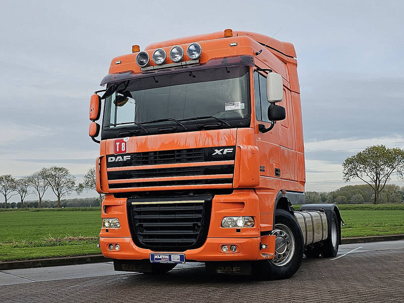 DAF XF 105.460 - יחידת טרקטור: תמונה 1 DAF XF 105.460 - יחידת טרקטור: תמונה 1