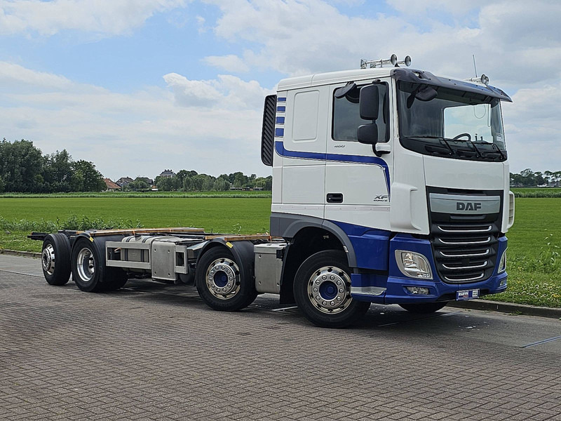 DAF XF 460 8X2 MAN. INT. ADR - משאית עם שלדת תא: תמונה 5 DAF XF 460 8X2 MAN. INT. ADR - משאית עם שלדת תא: תמונה 5