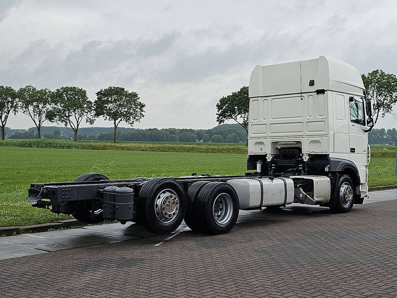 DAF XF 480 SSC 6X2 FAR INTARDER - משאית עם שלדת תא: תמונה 3 DAF XF 480 SSC 6X2 FAR INTARDER - משאית עם שלדת תא: תמונה 3