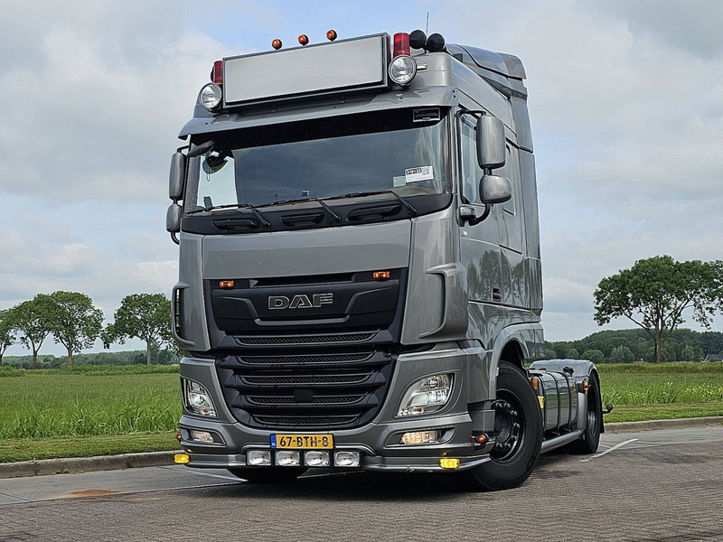 DAF XF 530 MANUAL SHOW TRUCK - יחידת טרקטור: תמונה 1 DAF XF 530 MANUAL SHOW TRUCK - יחידת טרקטור: תמונה 1