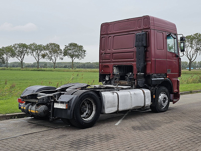 DAF XF 95.380 SPACECAB EURO 2 - יחידת טרקטור: תמונה 3 DAF XF 95.380 SPACECAB EURO 2 - יחידת טרקטור: תמונה 3