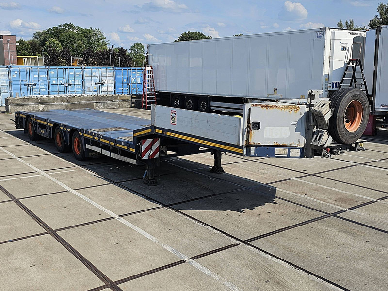 Doll VARIO S3L 5.5M EXT WIDE SPREAD - סמיטריילר עם מטען נמוך: תמונה 3 Doll VARIO S3L 5.5M EXT WIDE SPREAD - סמיטריילר עם מטען נמוך: תמונה 3