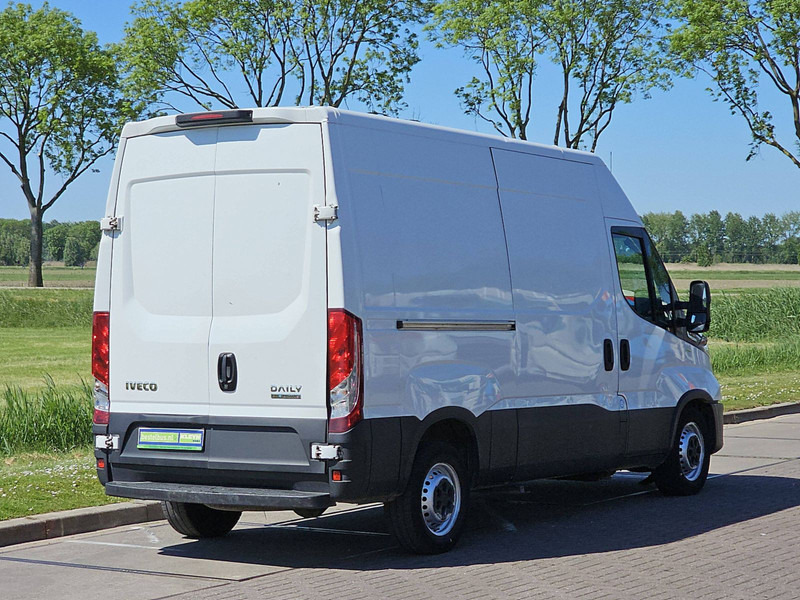 Iveco Daily 35S18 3.0Ltr 180Pk Airco! - כלי רכב מסחרי עם לוח: תמונה 3 Iveco Daily 35S18 3.0Ltr 180Pk Airco! - כלי רכב מסחרי עם לוח: תמונה 3