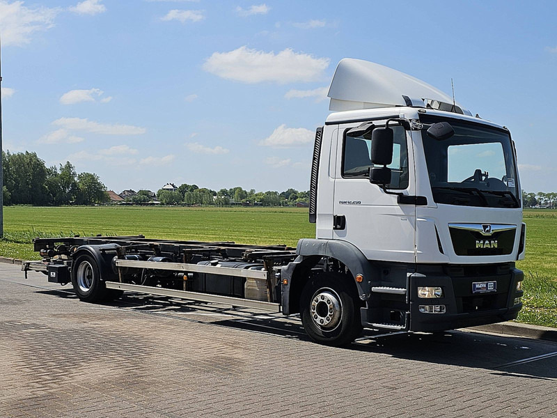 MAN 12.250 TGM LL AIRCO TAILLIFT - מוביל מכולות/ משאית החלפת גוף: תמונה 5 MAN 12.250 TGM LL AIRCO TAILLIFT - מוביל מכולות/ משאית החלפת גוף: תמונה 5