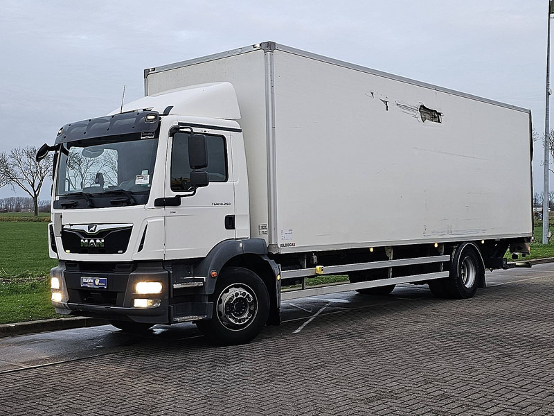 MAN 18.250 TGM AIRCO TAILLIFT - משאית תיבה: תמונה 2 MAN 18.250 TGM AIRCO TAILLIFT - משאית תיבה: תמונה 2