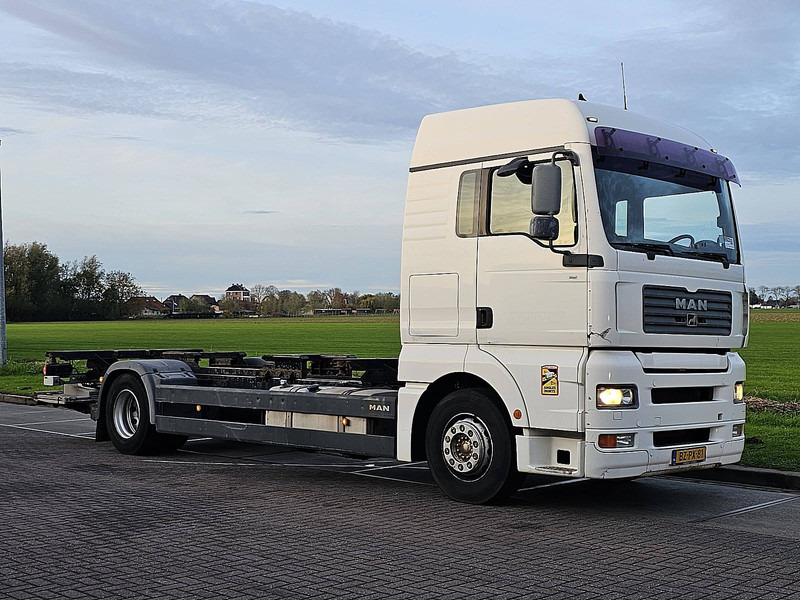 MAN 18.400 TGA XLX LIFT 508DKM NL-T - מוביל מכולות/ משאית החלפת גוף: תמונה 5 MAN 18.400 TGA XLX LIFT 508DKM NL-T - מוביל מכולות/ משאית החלפת גוף: תמונה 5