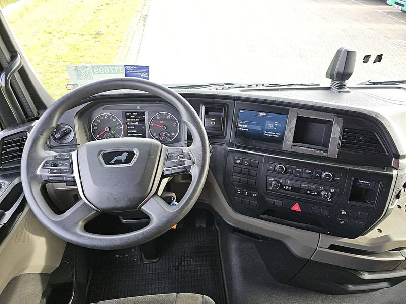 Interior photo 1: יחידת טרקטור MAN 18.510 TGX GX XXL INTARDER LED